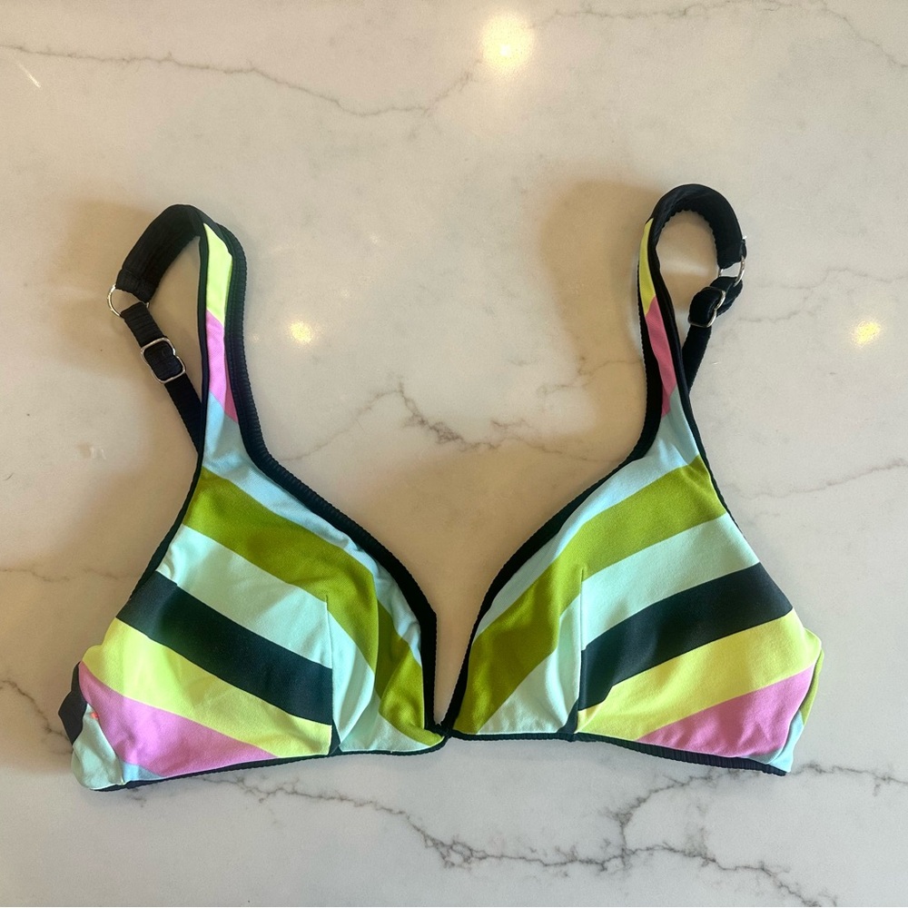 Maaji reversible bikini top.